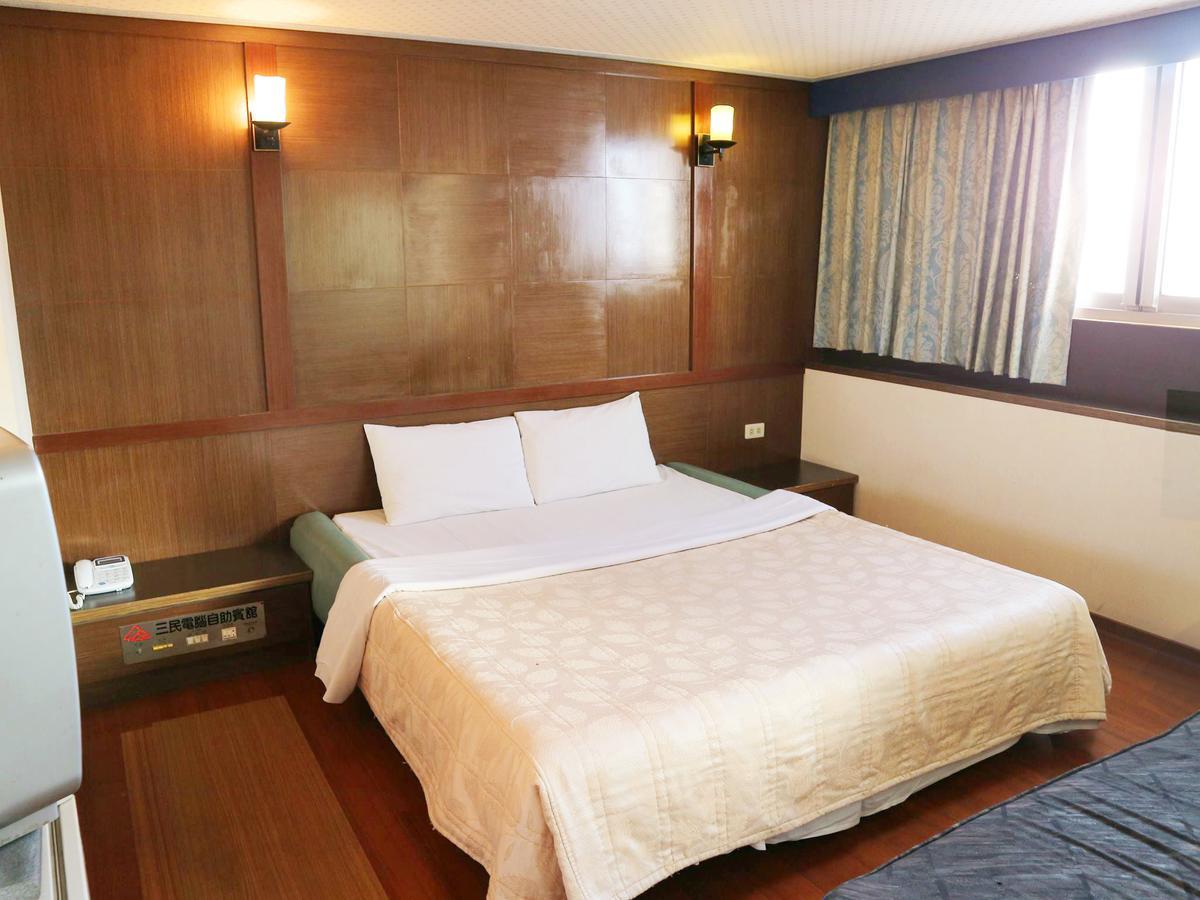 Sanmin Hotel Changhua Exterior foto